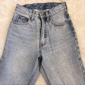 Brandy Melville Jane Light Wash High Waist Jeans